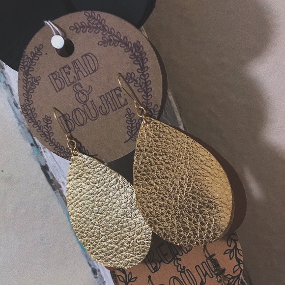 Genuine Metallic Gold Leather Teardrop Lightweight Dangle Statement Earrings - Picture 4 of 8